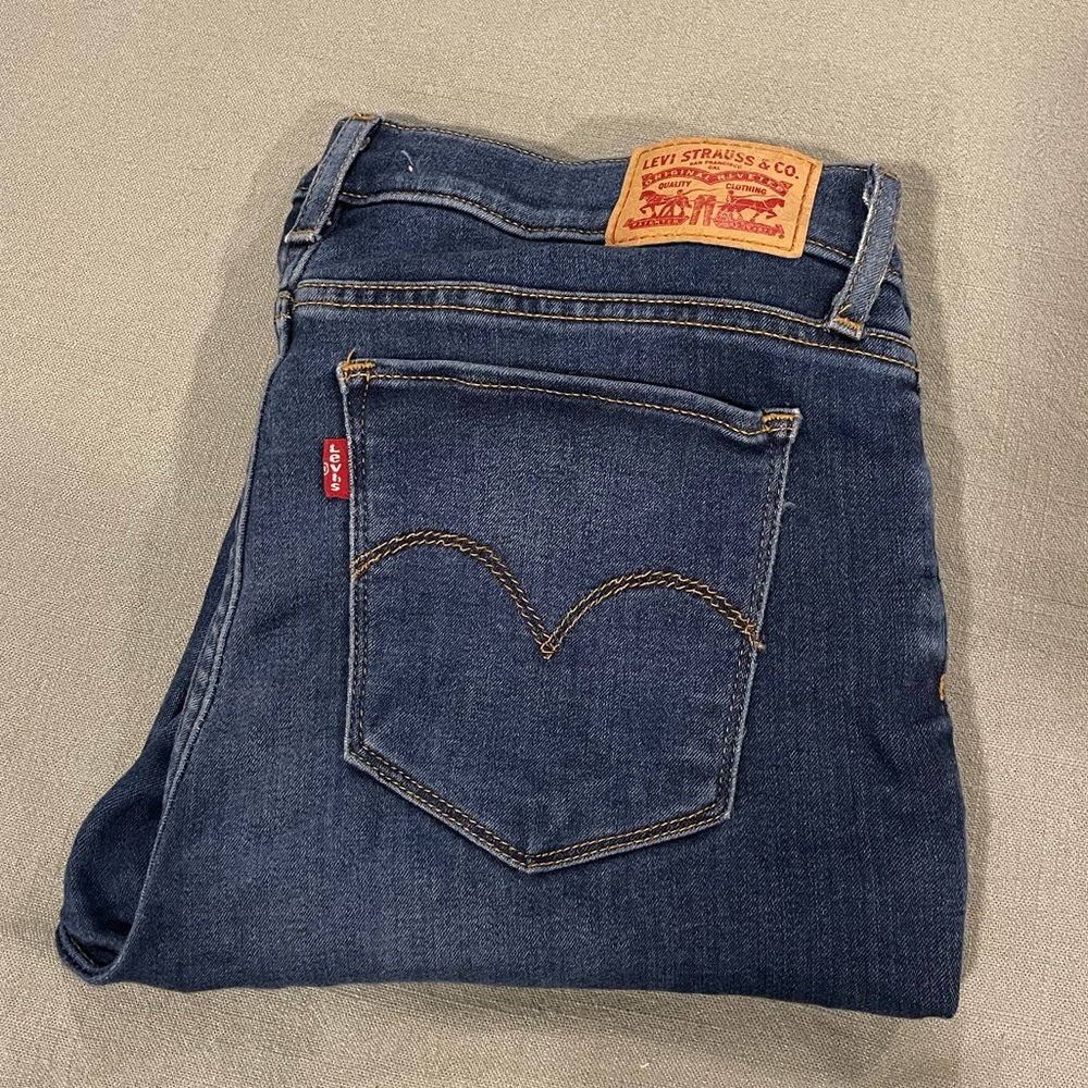 Stretchy Levi’s